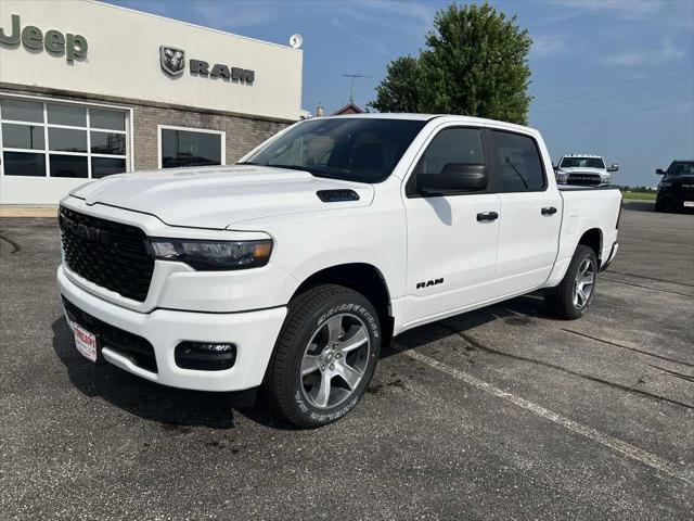 2025 RAM Ram 1500 RAM 1500 TRADESMAN CREW CAB 4X4 57 BOX