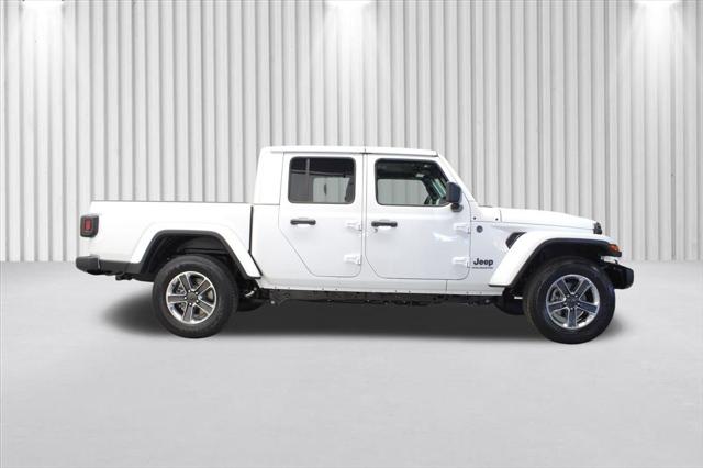 2024 Jeep Gladiator GLADIATOR SPORT S 4X4