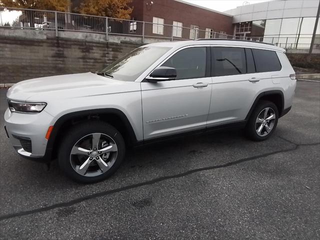 2024 Jeep Grand Cherokee GRAND CHEROKEE L LIMITED 4X4