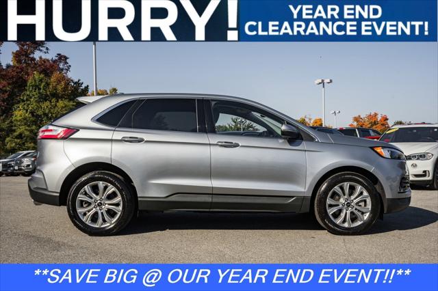 2024 Ford Edge Titanium