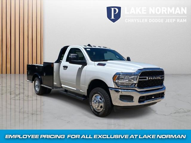 2024 RAM Ram 3500 Chassis Cab RAM 3500 TRADESMAN CHASSIS REGULAR CAB 4X4 60 CA