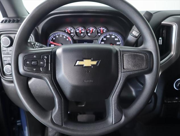 2024 Chevrolet Silverado 1500 4WD Crew Cab Short Bed Custom