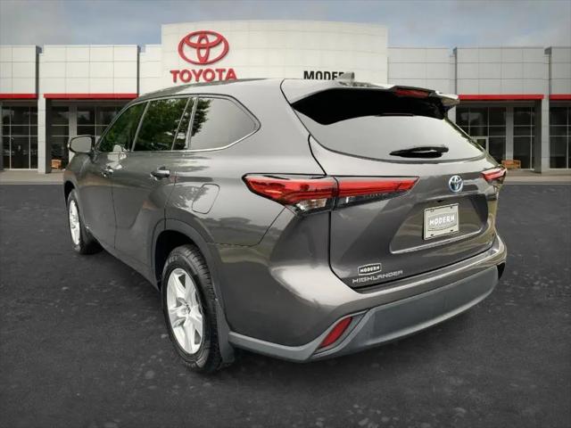 2022 Toyota Highlander Hybrid LE