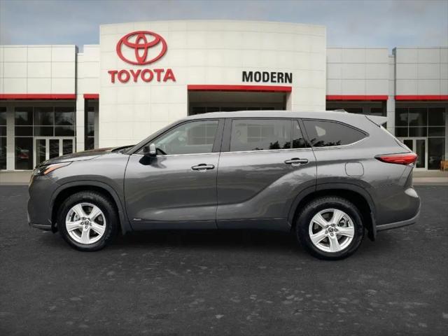 2022 Toyota Highlander Hybrid LE