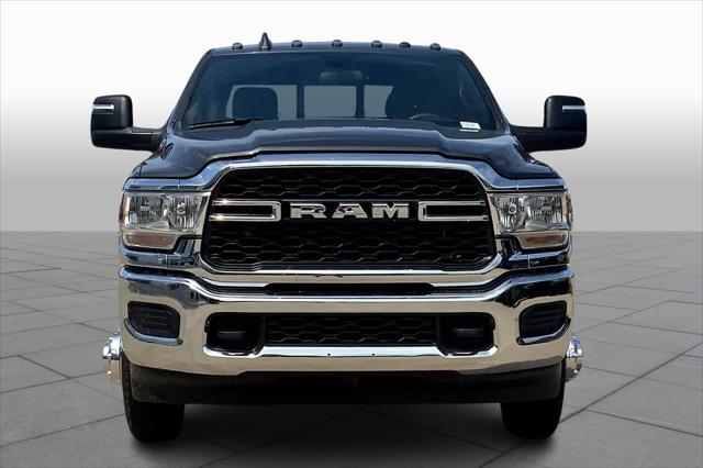 2024 RAM Ram 3500 RAM 3500 TRADESMAN CREW CAB 4X4 8 BOX