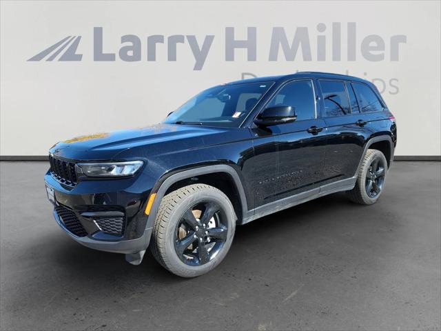 2023 Jeep Grand Cherokee Altitude 4x4 2023 Jeep Grand Cherokee Altitude 4x4