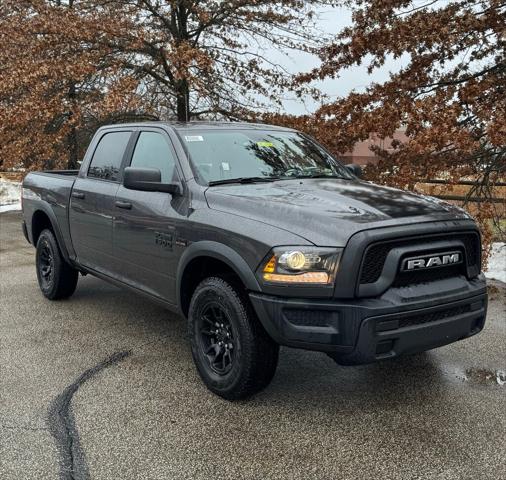 2024 RAM Ram 1500 Classic RAM 1500 CLASSIC WARLOCK CREW CAB 4X4 57 BOX