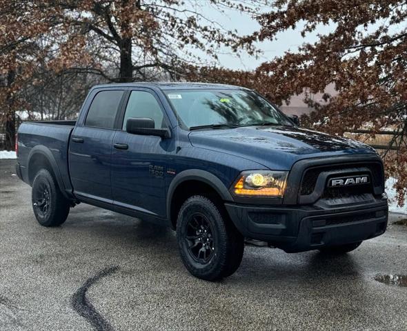 2024 RAM Ram 1500 Classic RAM 1500 CLASSIC WARLOCK CREW CAB 4X4 57 BOX