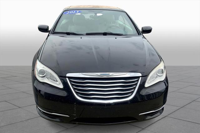2013 Chrysler 200 Touring