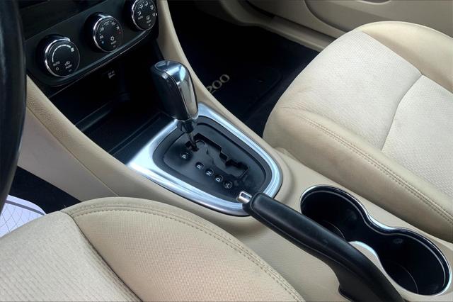 2013 Chrysler 200 Touring