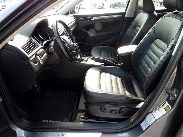 2017 Volkswagen Passat 1.8T SEL Premium