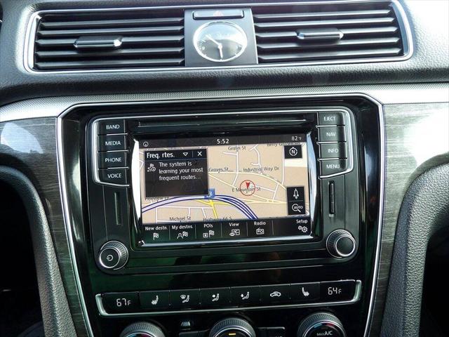 2017 Volkswagen Passat 1.8T SEL Premium