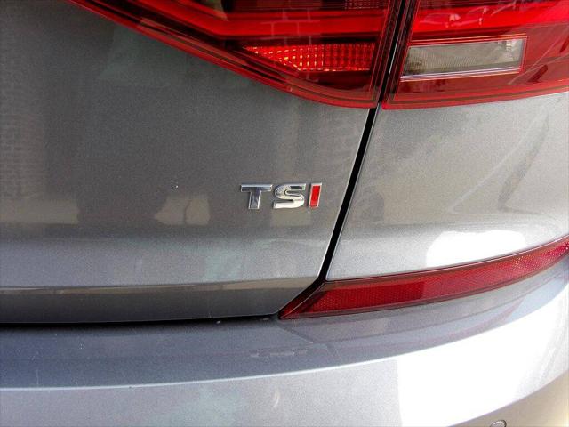2017 Volkswagen Passat 1.8T SEL Premium