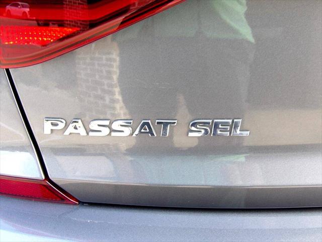 2017 Volkswagen Passat 1.8T SEL Premium
