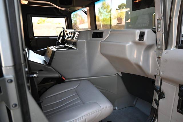 2000 AM General Hummer Base