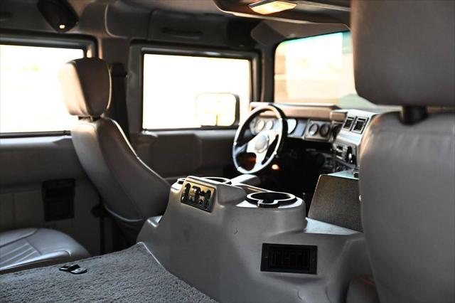 2000 AM General Hummer Base