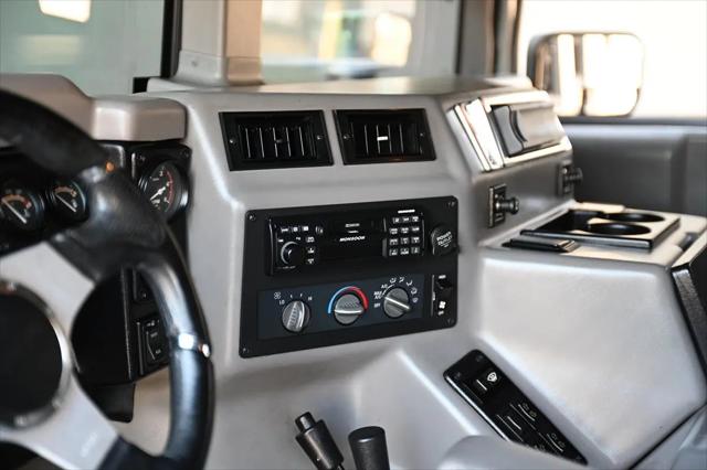 2000 AM General Hummer Base