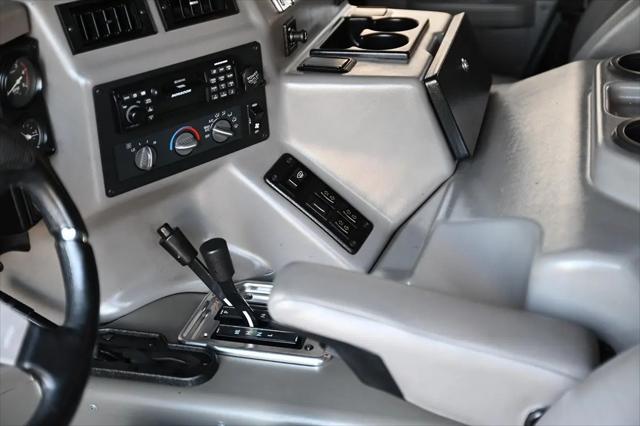 2000 AM General Hummer Base
