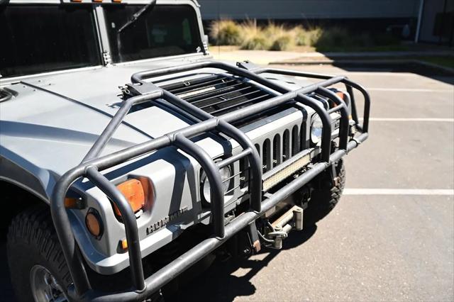 2000 AM General Hummer Base