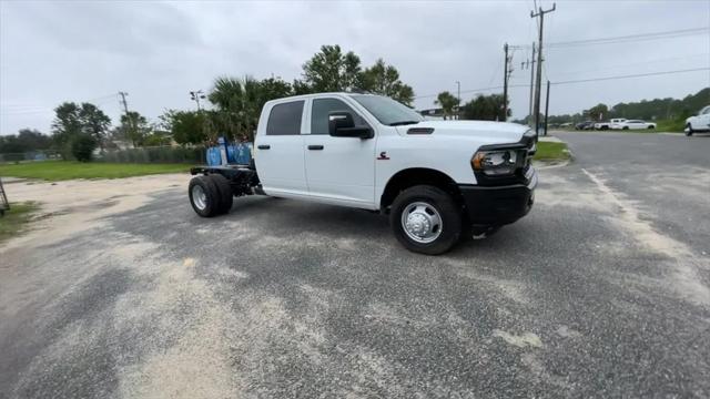 2024 RAM Ram 3500 Chassis Cab RAM 3500 TRADESMAN CREW CAB CHASSIS 4X4 60 CA