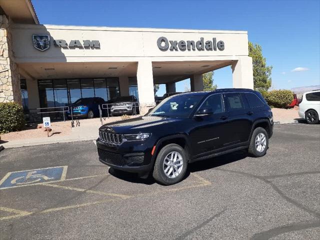 2024 Jeep Grand Cherokee GRAND CHEROKEE LAREDO X 4X4