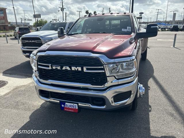 2024 RAM Ram 3500 RAM 3500 TRADESMAN CREW CAB 4X4 8 BOX