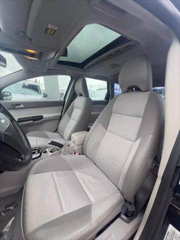 2005 Volvo V50 2.4i 4dr Sport Wagon