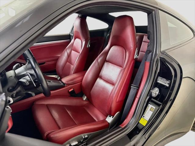 2017 Porsche 911 Carrera 4S