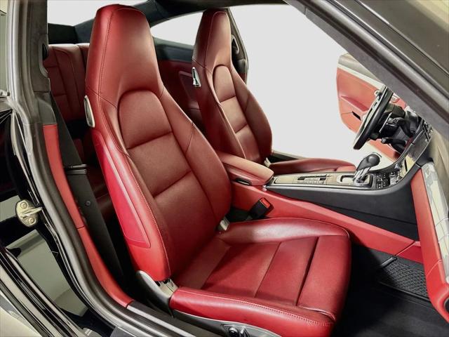 2017 Porsche 911 Carrera 4S