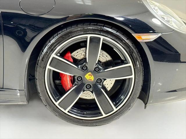 2017 Porsche 911 Carrera 4S