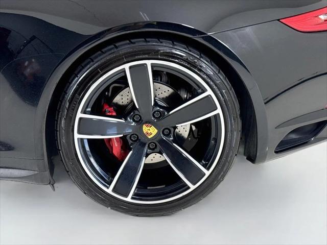 2017 Porsche 911 Carrera 4S
