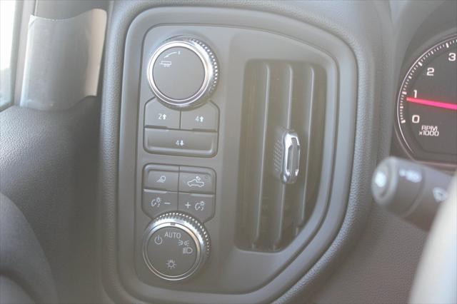 2024 GMC Sierra 2500HD 4WD Double Cab Long Bed Pro