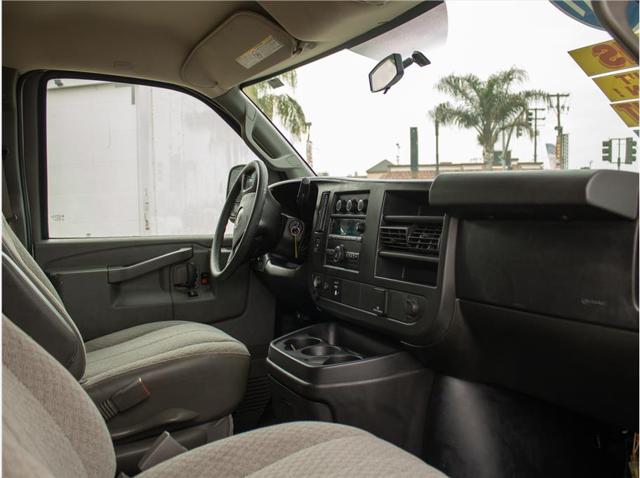 2017 GMC Savana 2500 Work Van