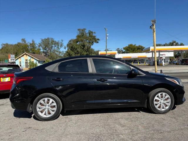 2019 Hyundai Accent SE