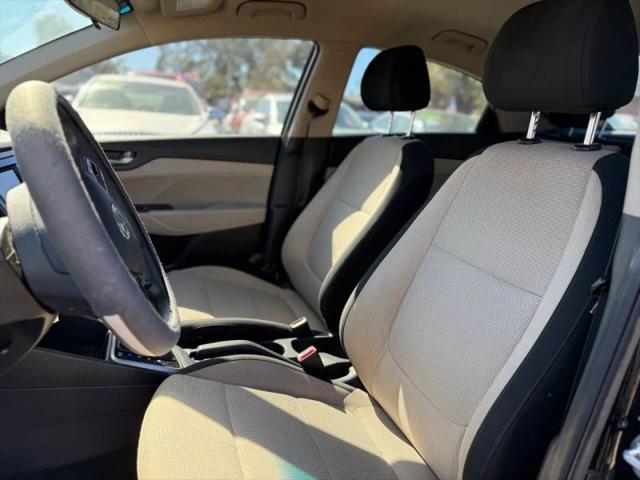 2019 Hyundai Accent SE