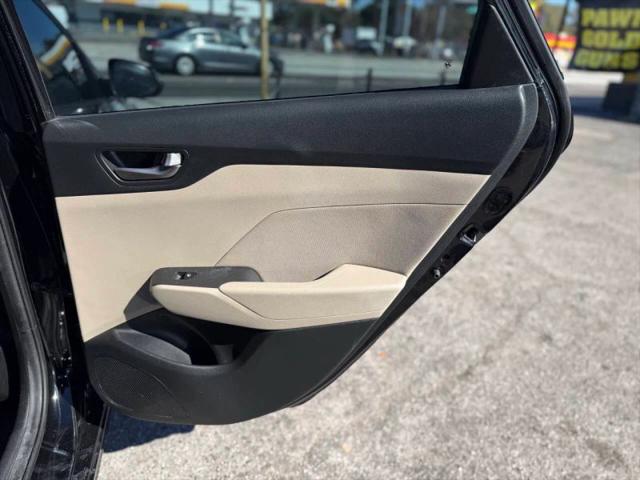 2019 Hyundai Accent SE