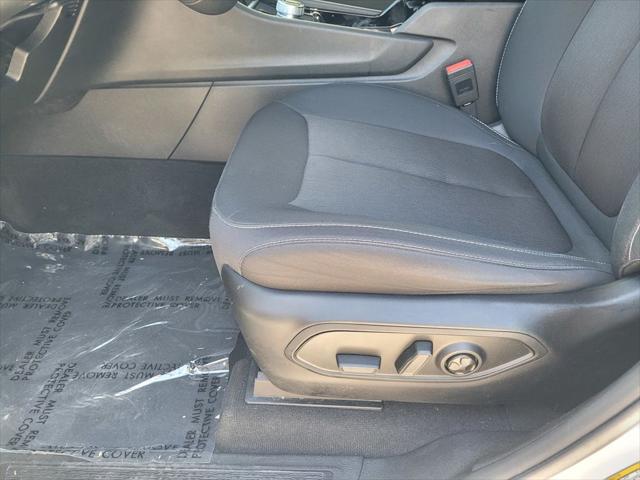 2023 Jeep Grand Cherokee L Laredo 4x4