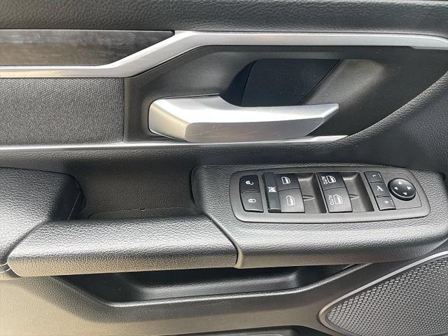 2021 Ram 1500 Big Horn Crew Cab 4x4 5'7" Box