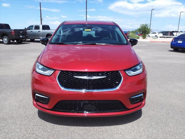 2024 Chrysler Pacifica PACIFICA TOURING L