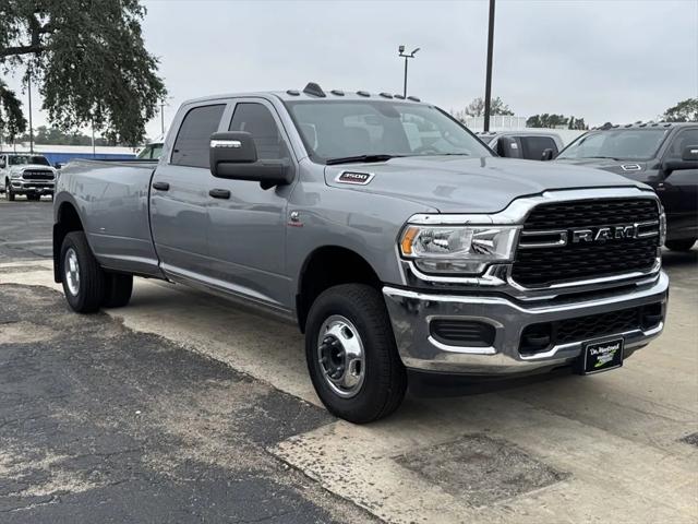 2024 RAM Ram 3500 RAM 3500 TRADESMAN CREW CAB 4X4 8 BOX