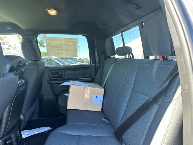 2024 RAM Ram 2500 RAM 2500 TRADESMAN CREW CAB 4X4 8 BOX