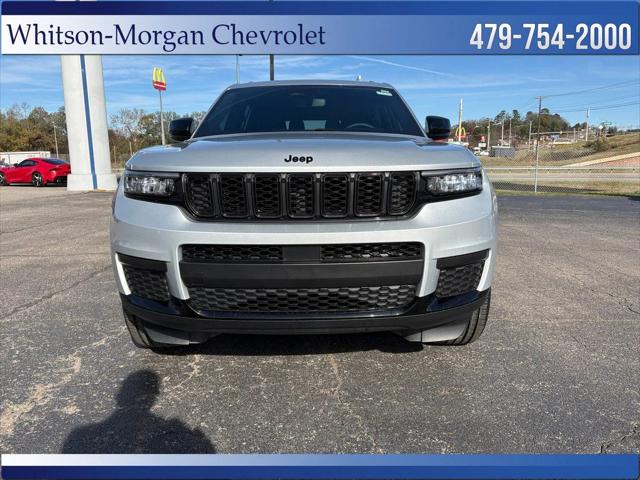 2023 Jeep Grand Cherokee L Altitude 4x4 2023 Jeep Grand Cherokee L Altitude 4x4