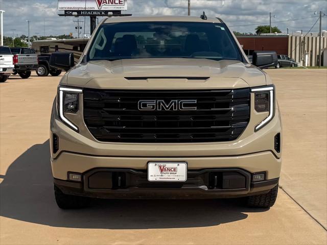 2022 GMC Sierra 1500 4WD Crew Cab Short Box Elevation with 3SB