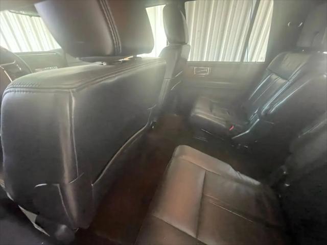 2015 Lincoln Navigator Standard