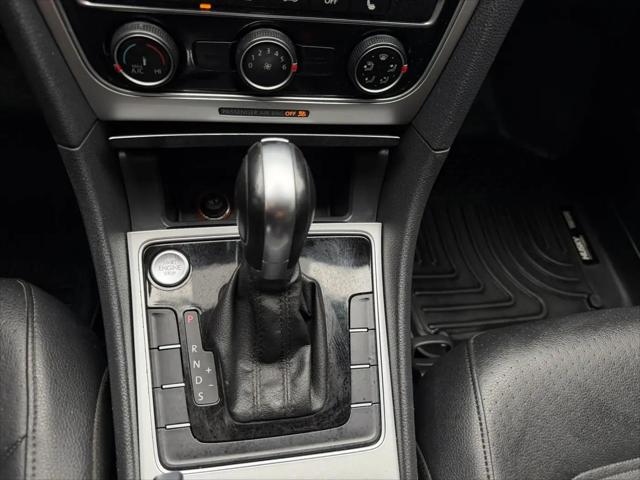2019 Volkswagen Passat 2.0T Wolfsburg Edition