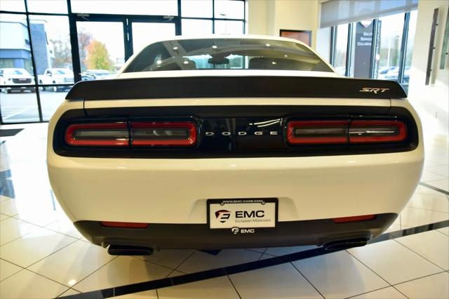 2015 Dodge Challenger SRT Hellcat