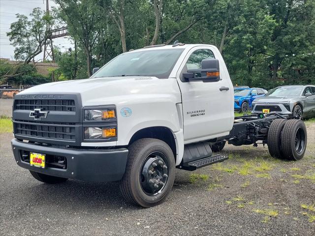 2024 Chevrolet Silverado 6500HD 1WT