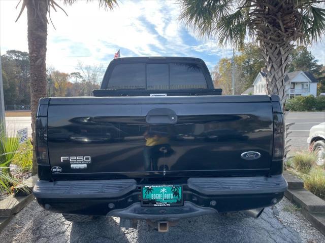 2003 Ford F-250 Lariat 4dr SuperCab 4WD SB