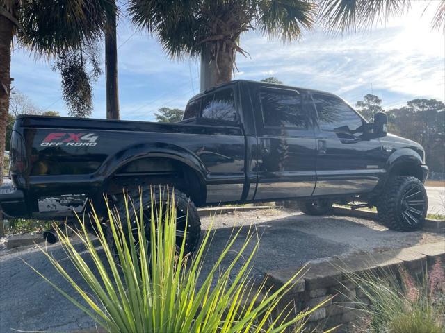 2003 Ford F-250 Lariat 4dr SuperCab 4WD SB