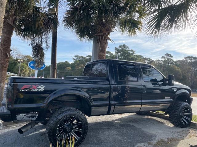 2003 Ford F-250 Lariat 4dr SuperCab 4WD SB